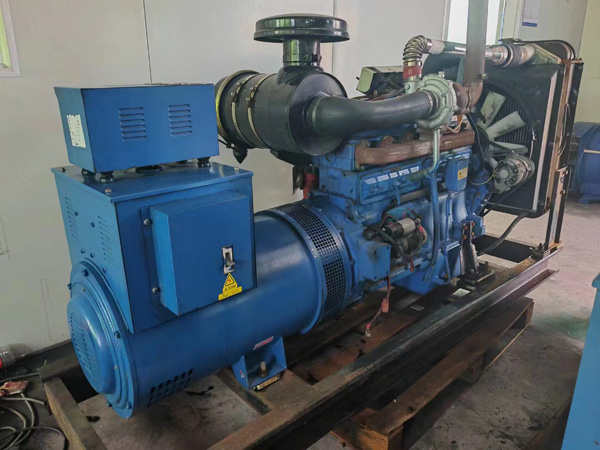 莒县100kW柴油发电机组使用多级机油有哪些优缺点？